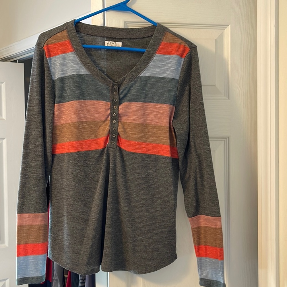 Women’s casual shirt